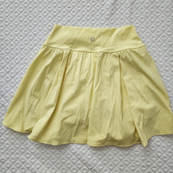 Gilly Hicks Yellow Skort - Picture 2 of 4